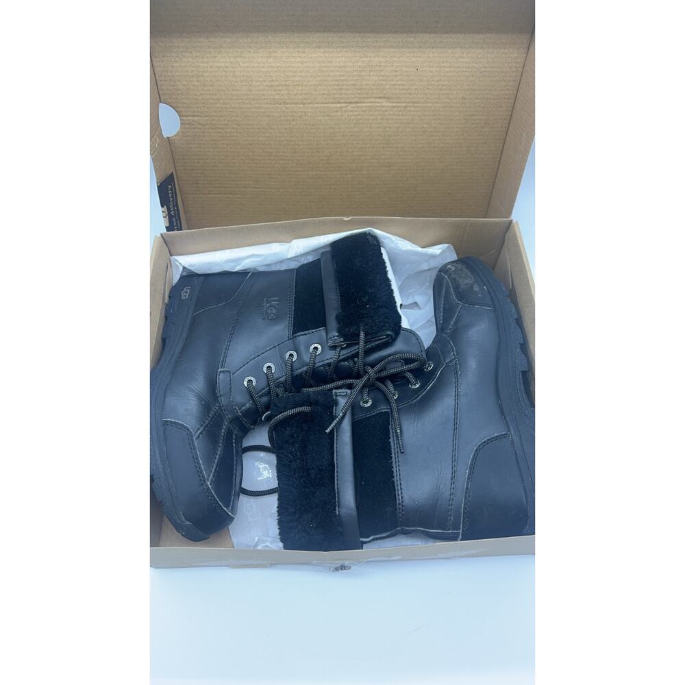 Ugg K Butte ii CWR Womens Boots Size 6